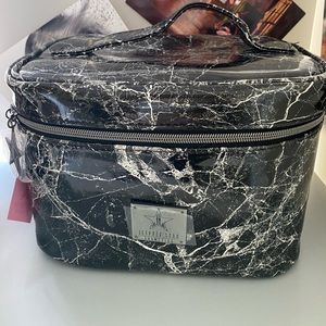 Jeffree star cremated marble train case